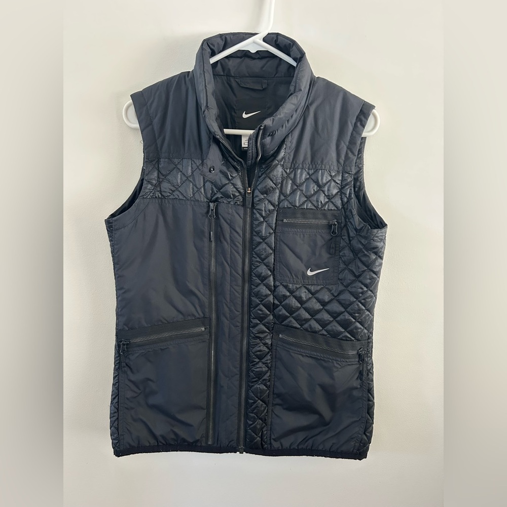 Nike Vest Women Medium Black Primaloft Quilted Puffer Utility Jacket Outdoors